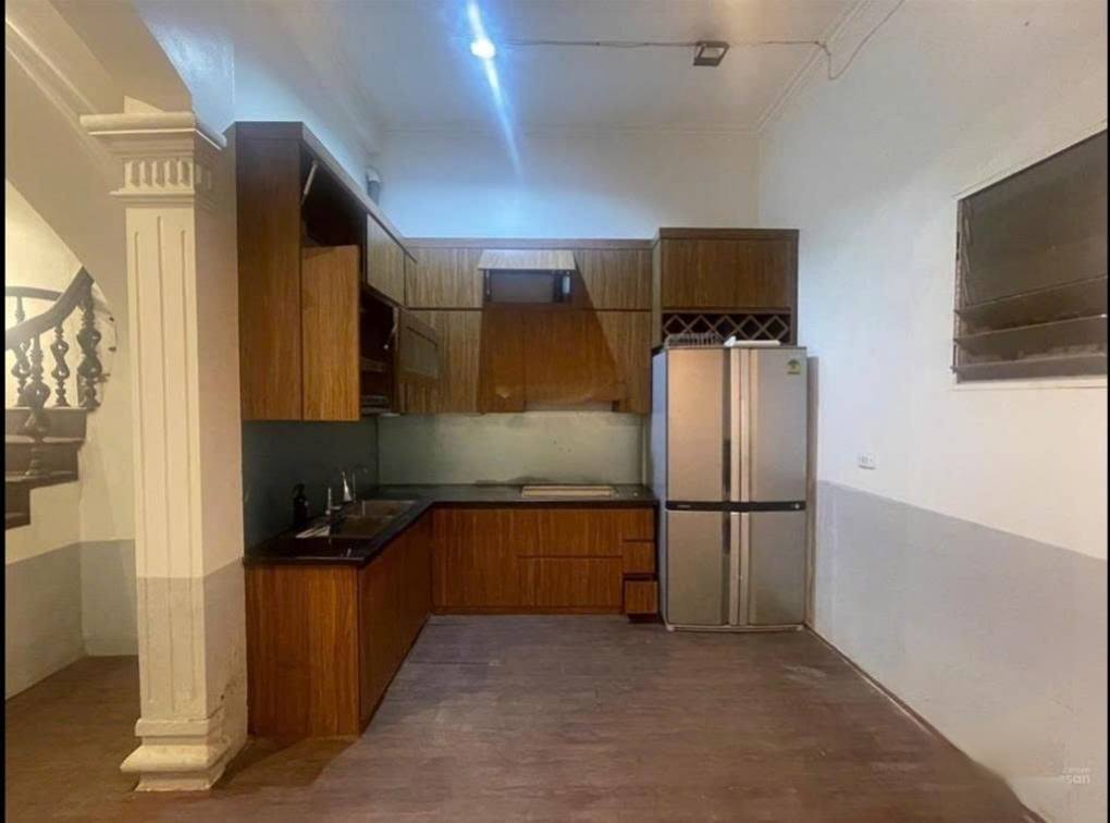 Cho thuê nhà ngõ 230 Định Công Thượng, 4 tầng, 52m2, 5 ngủ, 3 vệ sinh, 17 Triệu - Ảnh chính